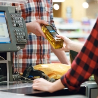 Las cadenas de alimentación y gran consumo piden que el alta laboral por covid sea automático