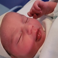 Alba, el primer bebé de 2022, nació antes de tiempo