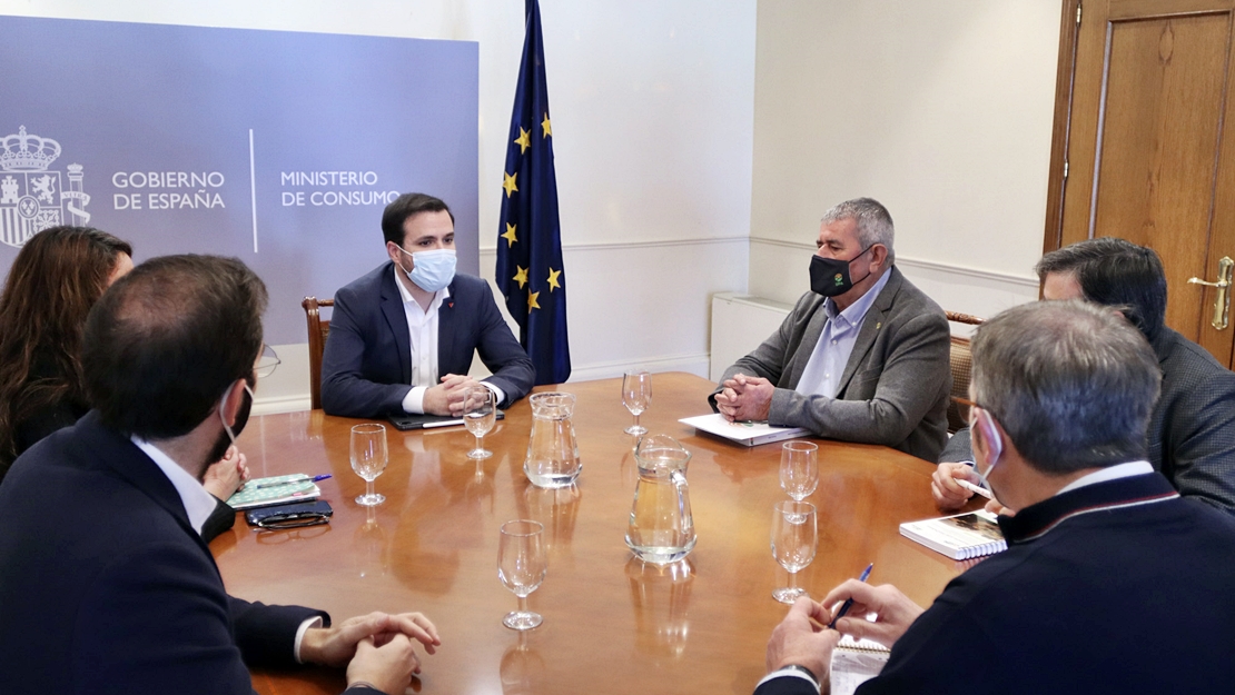 UPA-UCE Extremadura se reúne con Garzón: &quot; La polémica es ajena a los ganaderos&quot;