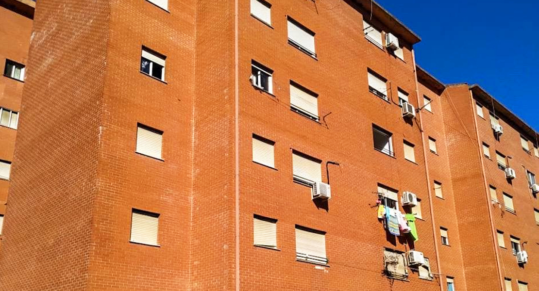 Obras de rehabilitación energética en 88 viviendas de promoción pública de Extremadura