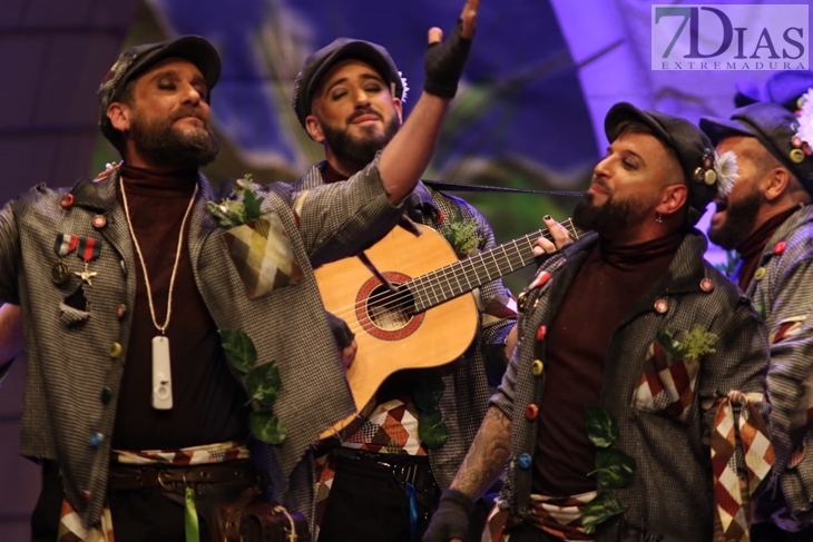 FINAL COMBA: Actuación y entrevista de la murga Marwan