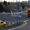 Dos transportes especiales quedan atascados en medio de Badajoz