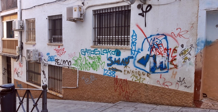 Campaña de Limpieza de Grafitis en Cáceres