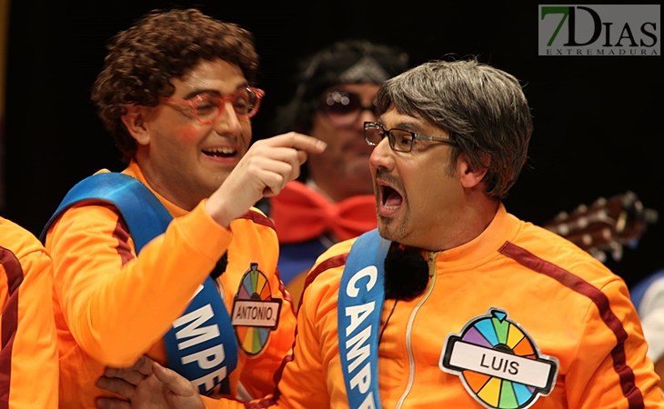 SEMIFINAL COMBA: Actuación y entrevista de la murga Este concurso lo vamos a ganar