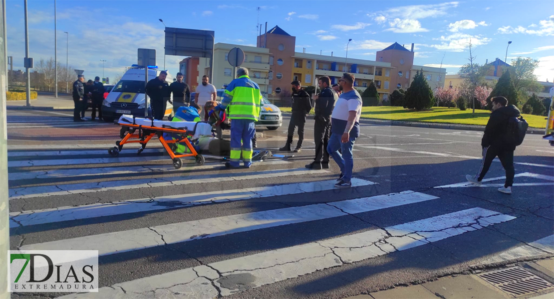 Un repartidor atropella a un hombre en la avda. Adolfo Díaz Ambrona de Badajoz