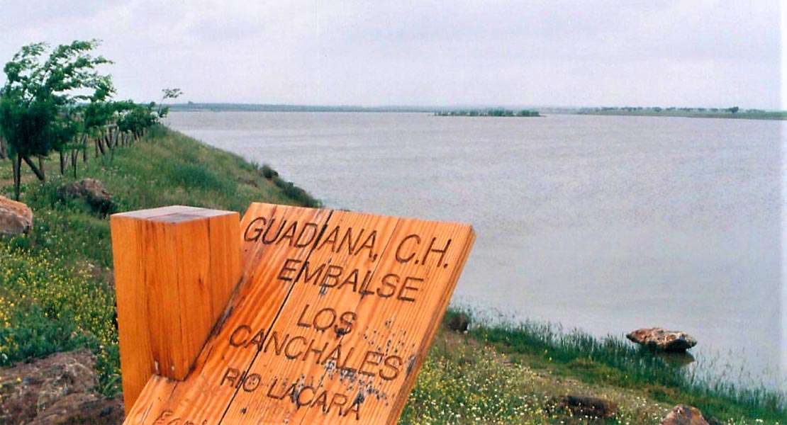 Desembalses en la presa de Los Canchales condicionados por las aportaciones recibidas