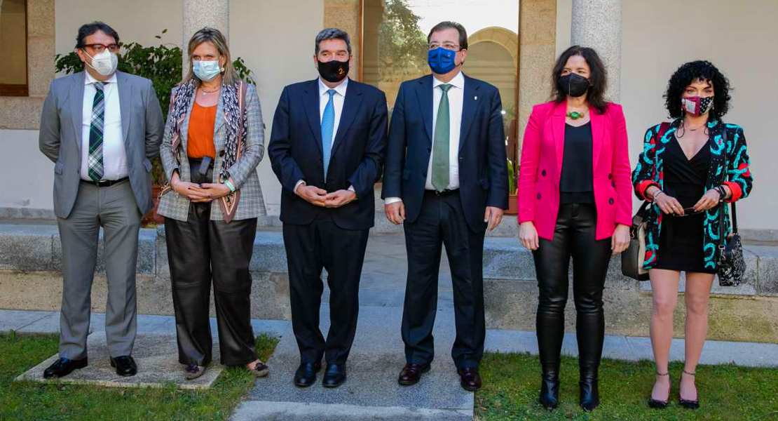 El presidente de la Junta y el ministro Escrivá presentan el Plan Vital de Inclusión Social de Extremadura
