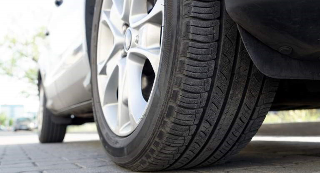 ¿Cómo sabes cuándo cambiar los neumáticos de tu coche?