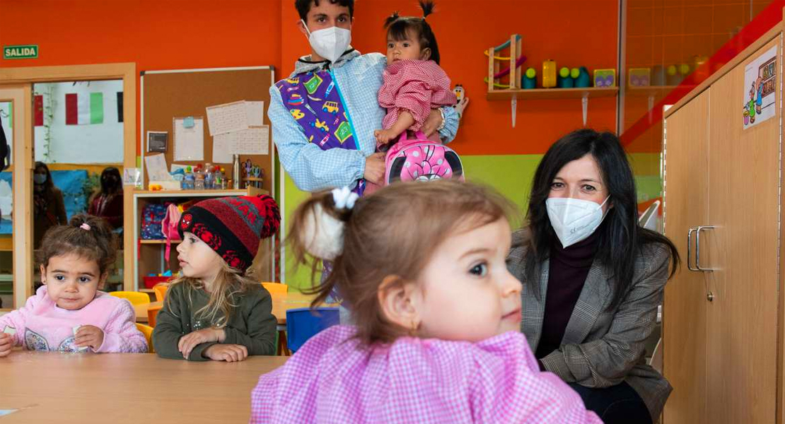 Extremadura ofertará 726 plazas en 47 nuevas aulas de 1-2 años en CEIP para el próximo curso Extremadura ofertará 726 plazas en 47 nuevas aulas de 1-2 años en CEIP para el próximo curso