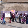 Concentración a las puertas de la Catedral de Badajoz para reivindicar el papel de la mujer en la Iglesia