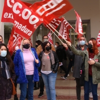 Concentración en Badajoz para exigir el desbloqueo del convenio del Contact Center