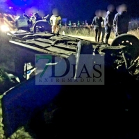 Un joven queda atrapado tras un accidente de tráfico en un camino cerca de Guareña (BA)