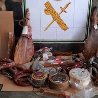 Guarda en casa los jamones, embutidos y quesos robados en el mercado de abastos de Barcarrota