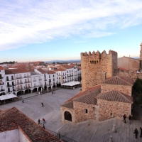 Cáceres quiere recuperar al turista internacional