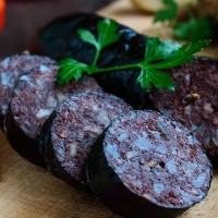 Alerta alimentaria: retiran esta popular morcilla de los supermercados
