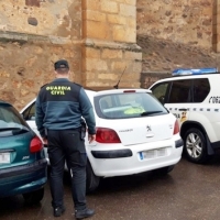 Tras la denuncia de los vecinos lo detienen por robar en vehículos y una vivienda en Guareña