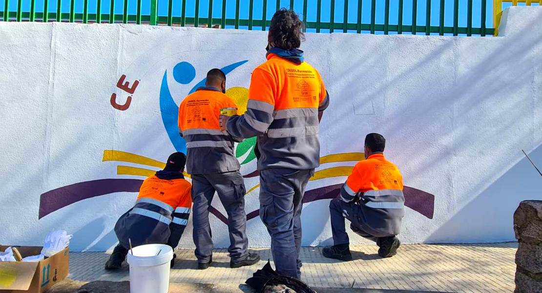 Así funciona el programa para personas sin empleo que triunfa en Extremadura