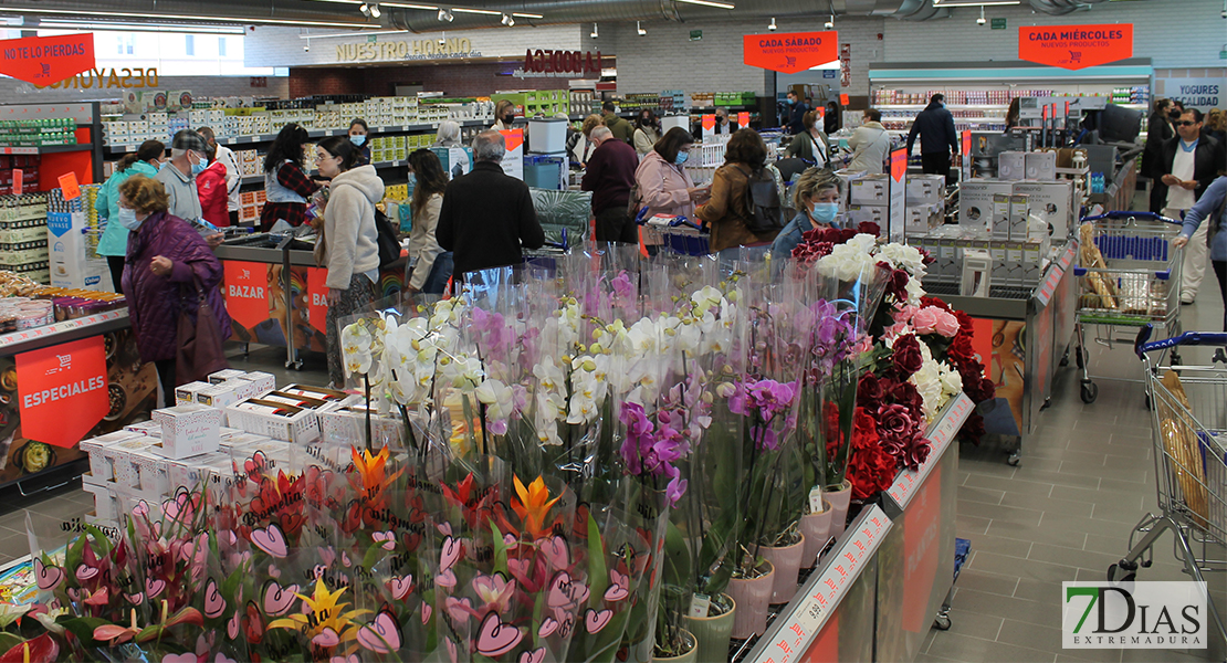 Éxito en la inauguración del nuevo ALDI en Badajoz