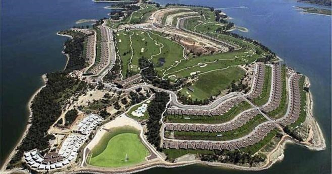 Extremadura pide una reforma legal que permita compatibilizar el uso del suelo en áreas protegidas