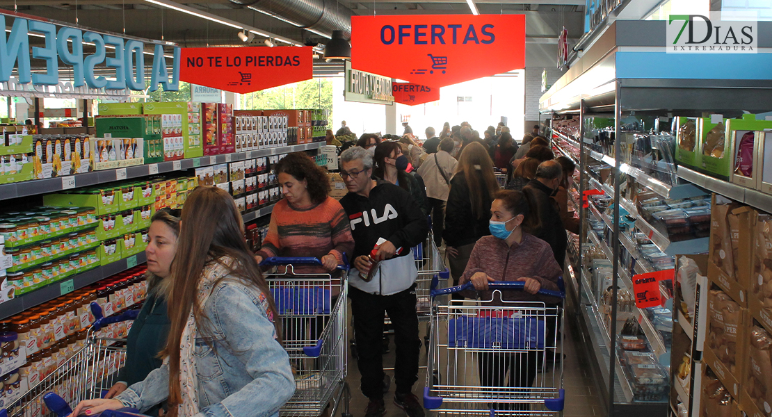 Éxito en la inauguración del nuevo ALDI en Badajoz