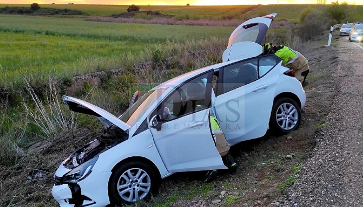 Nuevo accidente en la N-432: un joven de 30 años herido grave