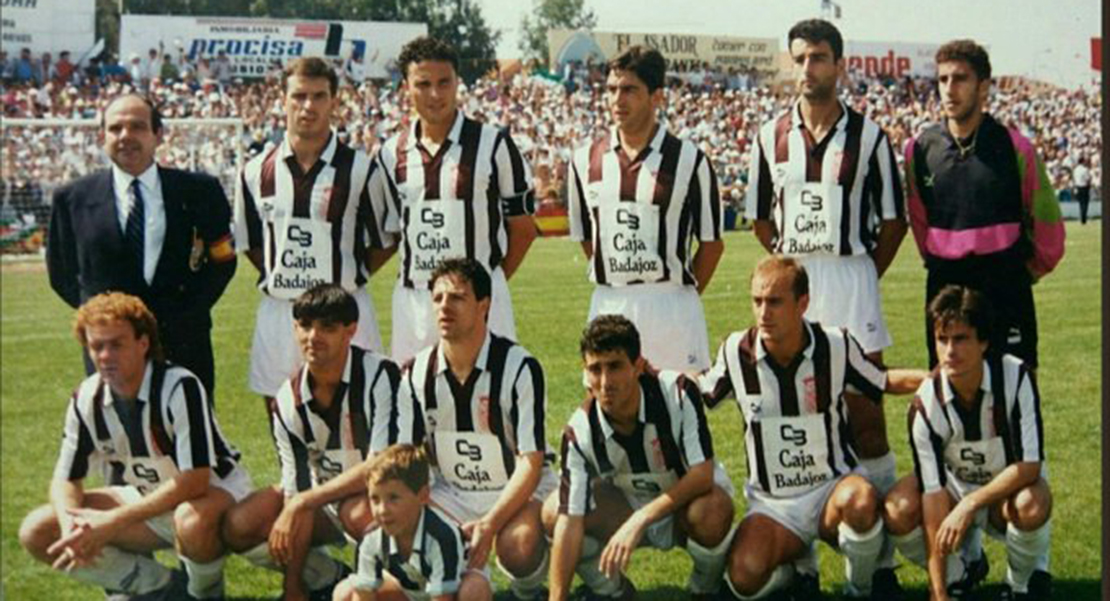 Homenaje a los héroes blanquinegros que ascendieron a Segunda hace 30 años