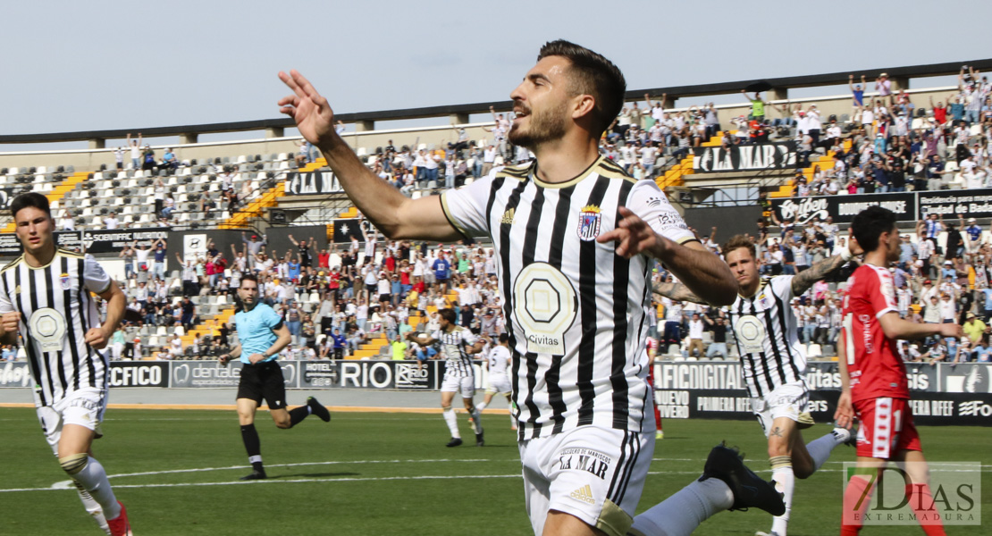 Al Club Deportivo Badajoz se le esta poniendo cara de play off