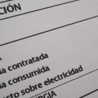 Los españoles pagarán 160 euros más en su factura de la luz