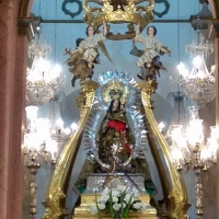 Vuelve abrir la ermita de Los Santos de Maimona tras el robo de la cabeza de la Virgen