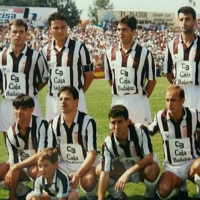 Homenaje a los héroes blanquinegros que ascendieron a Segunda hace 30 años