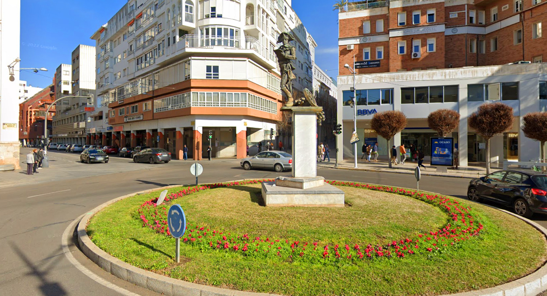 La Cívica propone mover de sitio la estatua de Godoy