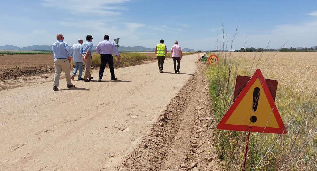 La Diputación continúa arreglando caminos de la provincia de Badajoz