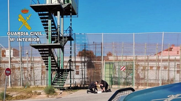¿Trabajan seguros los agentes en las fronteras de Ceuta y Melilla?