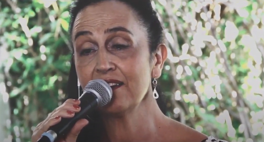 Una extremeña para poner &#39;Música y poesía&#39; al 20 aniversario de la Biblioteca de Extremadura