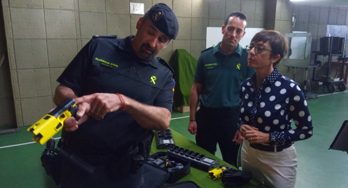 La Guardia Civil ya tiene pistolas Táser