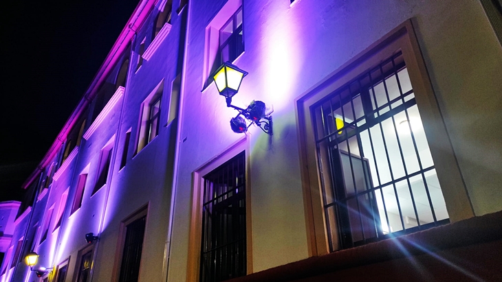 El reto de la Asociación de Huntington: iluminar los edificios más emblemáticos de Extremadura