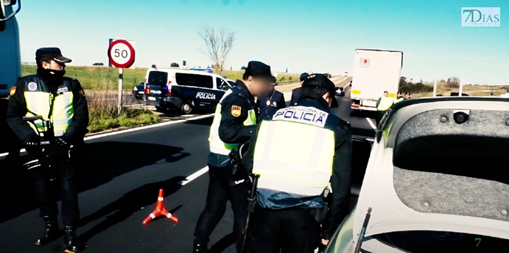 Sus excusas no les sirven y tres jóvenes son detenidos por tráfico de drogas en Badajoz