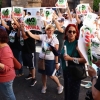 300 personas expresan su “No a la Mina” en las calles de Cáceres