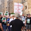 300 personas expresan su “No a la Mina” en las calles de Cáceres