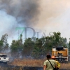 Siete horas de trabajos en un incendio en la Nacional 523 (Badajoz)