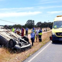 Cuatro heridos, dos de gravedad, en un accidente cerca de la EX-A1