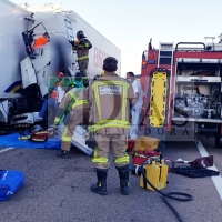 Cortada la carretera Cáceres/Badajoz por un brutal accidente