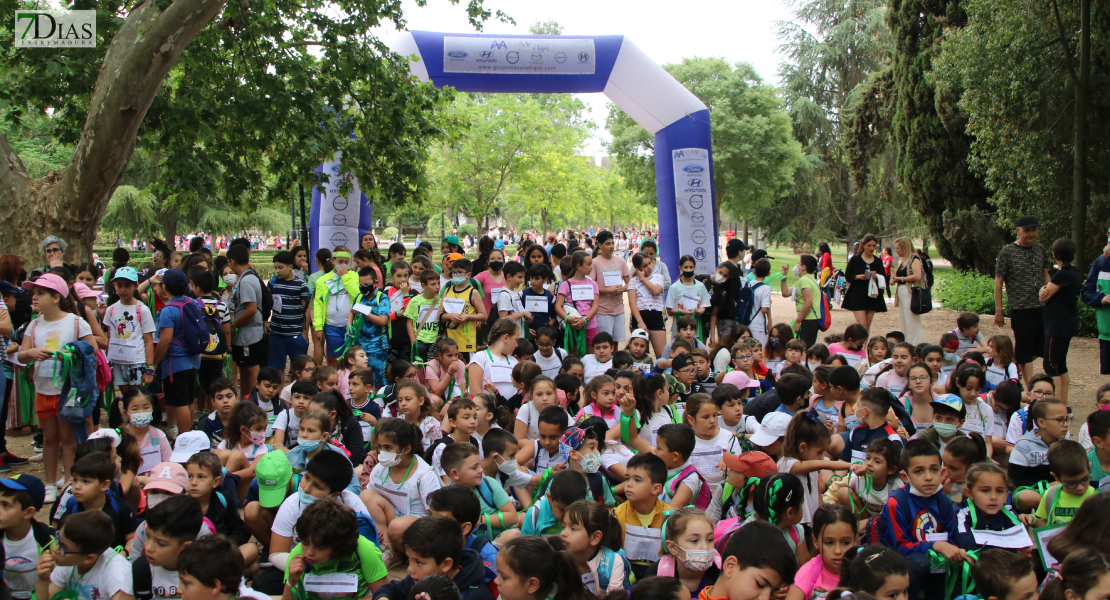 Inauguración de la Carrera Solidaria de la Asociación del Claustro del Barrio de San Roque