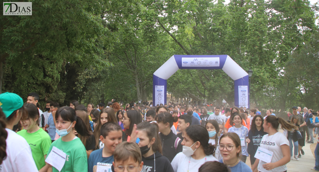 Inauguración de la Carrera Solidaria de la Asociación del Claustro del Barrio de San Roque