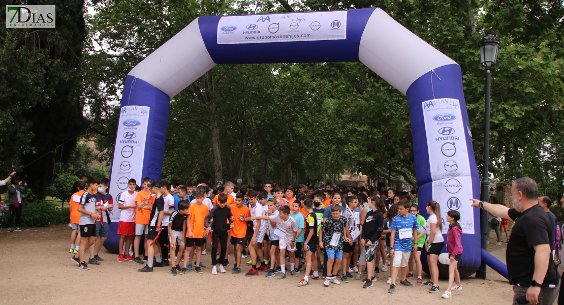 Inauguración de la Carrera Solidaria de la Asociación del Claustro del Barrio de San Roque