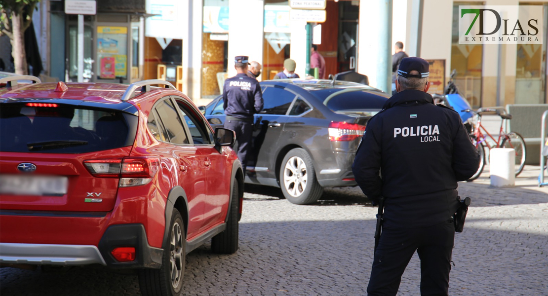 El Ayto. de Badajoz promete a la policías que cobrarán la deuda de 2021 este mes