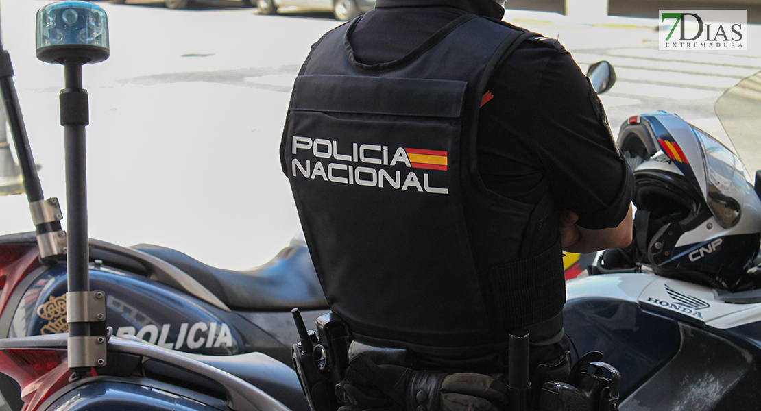 Robo con violencia en Badajoz: agredido en el portal de su casa por dos individuos