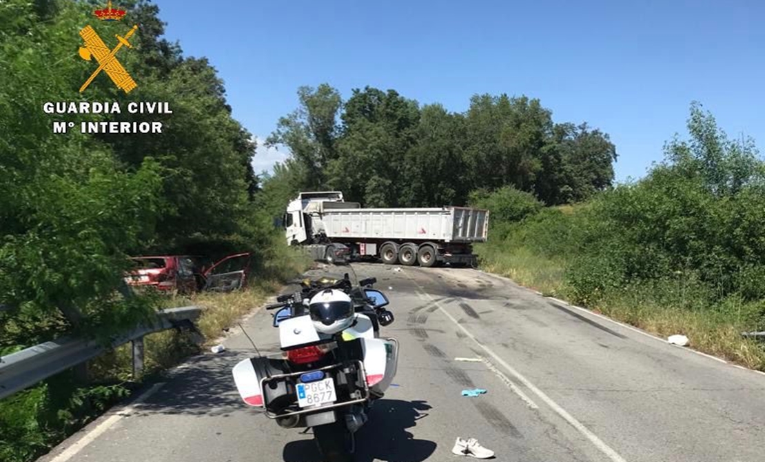 Fallece un joven en un accidente de tráfico en Talayuela (CC)