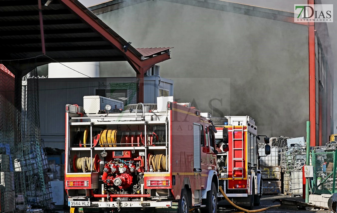 REPOR - Complicada sofocación de un incendio en Lobón (BA)