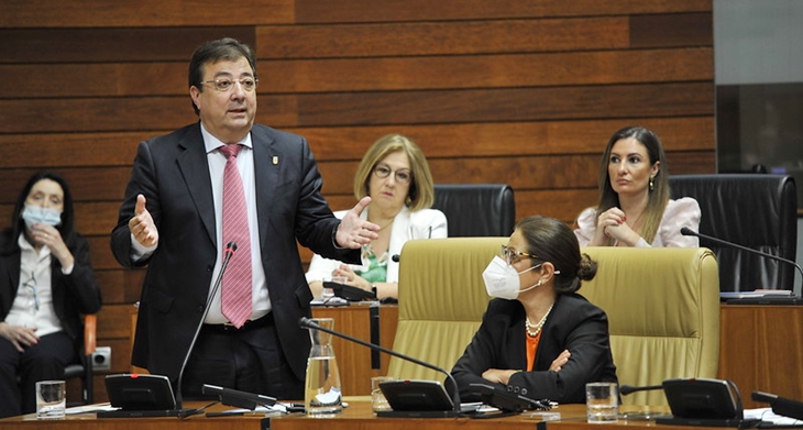 Vara defiende la apuesta del Gobierno de España para impulsar la alta velocidad en Extremadura